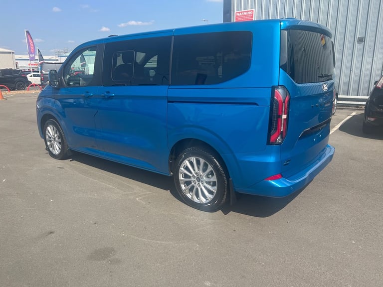2025 Ford Tourneo Custom E-Tourneo Custom Titanium X Bus M1 340 L1 65kWh 160kw 218 RWD 1 Speed Au...