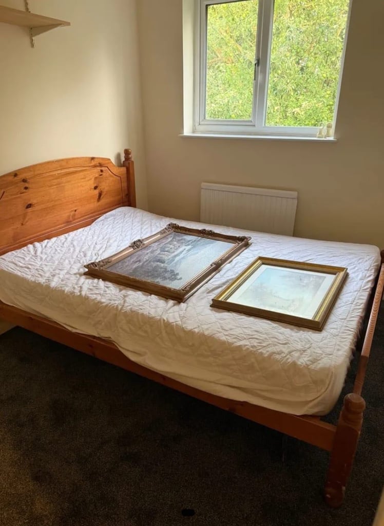 1 En-suite double bedroom. 