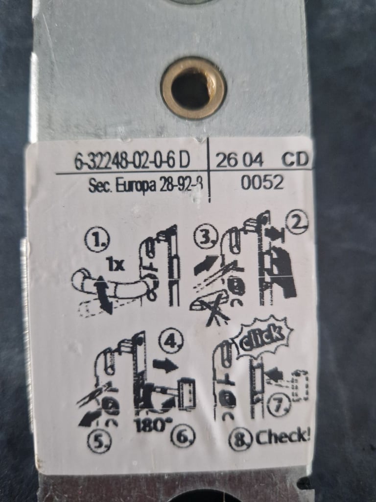 GU New Style Genuine Multipoint Gearbox - 28mm backset 92pz