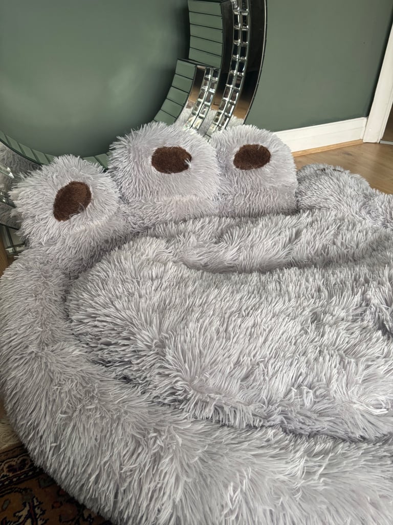 Large dog bed