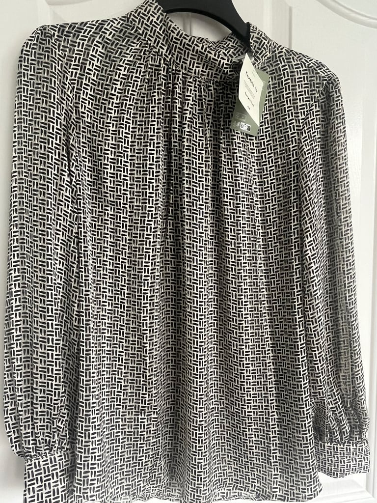 image for Top and dresses