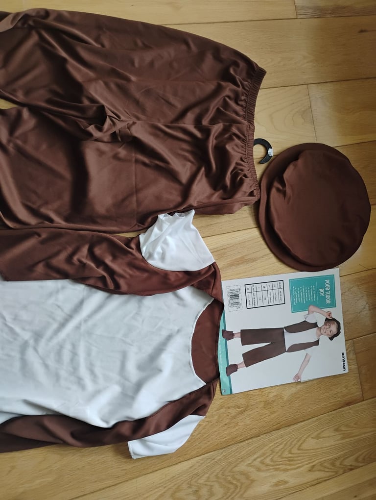 USED ONCE Poor Tudor Boy Costume (for Kentwell Hall visit)