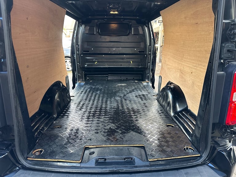 2021 Citroen Dispatch 2.0 BlueHDi 1400 Driver XL Panel Van 6dr Diesel Manual