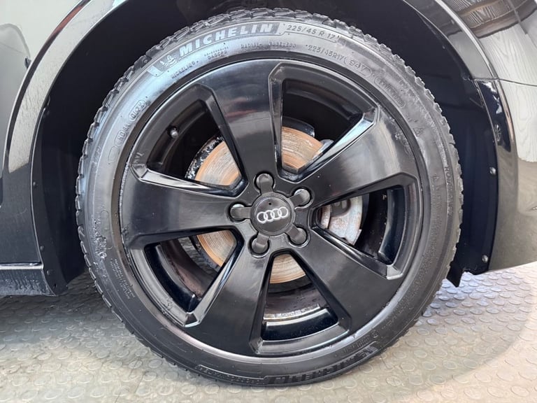 2014 14 AUDI A3 1.6 TDI SPORT SALOON 4DR DIESEL MANUAL EURO 6 (S/S) (110 PS) DIE