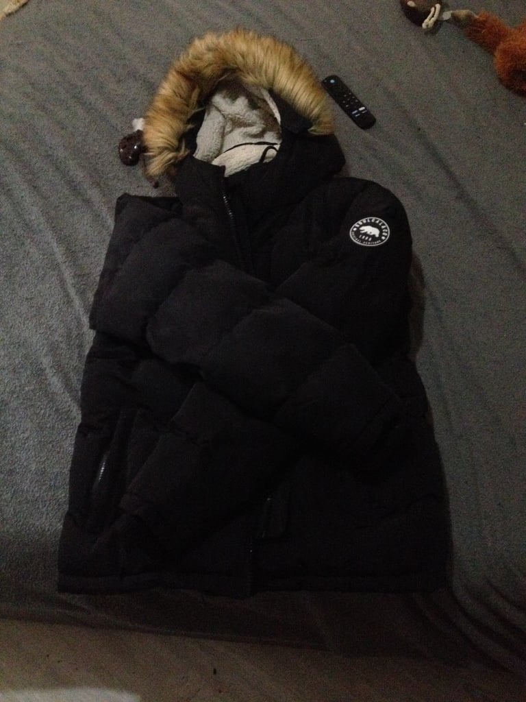 like brand new worn once immculate condition bargain £5 if picked up today