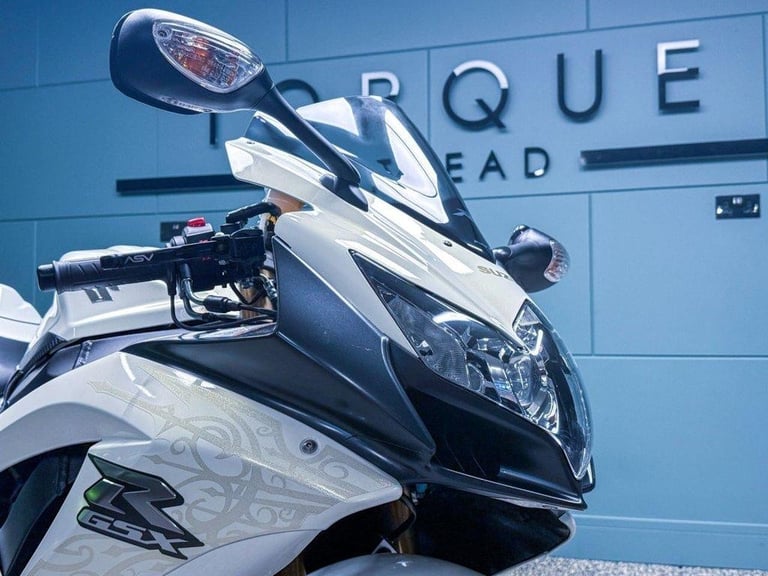 2009 09 SUZUKI GSX-R600 TRIBAL LTD EDITION 599CC - LOW MILES - JUST 2 OWNERS