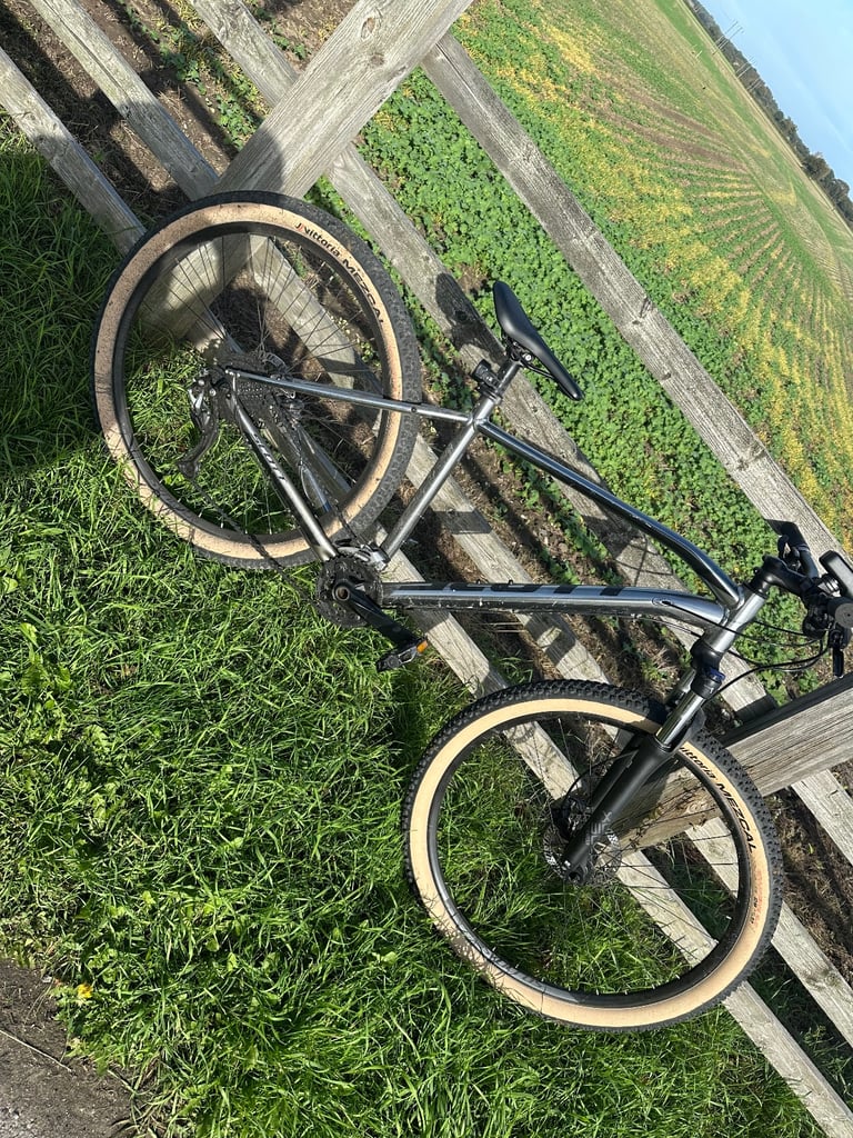 Scott aspect Mountain bike 950 large 