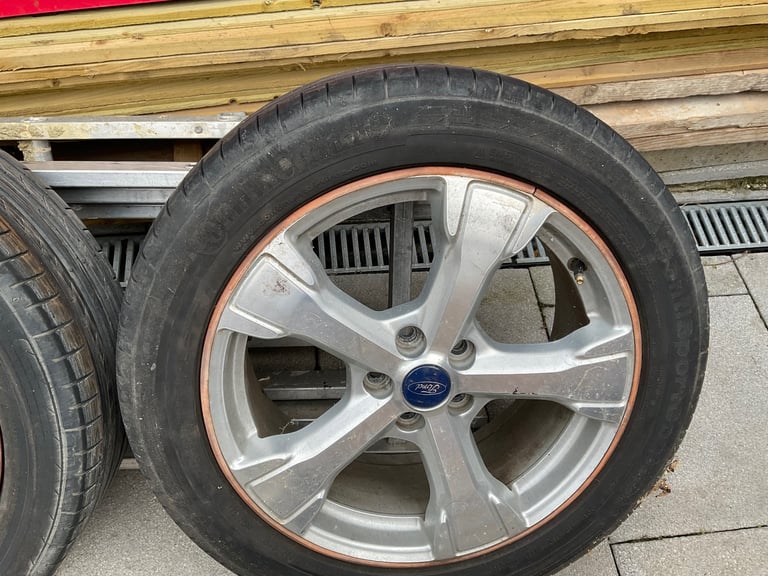 Alloy wheels and tyres