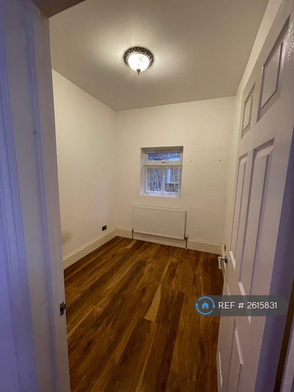 5 bedroom house in Althorpe Road, Harrow, HA1 (5 bed) (#2615831)