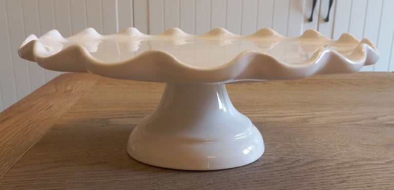 image for CERAMIC CAKE STANDS £5 EACH