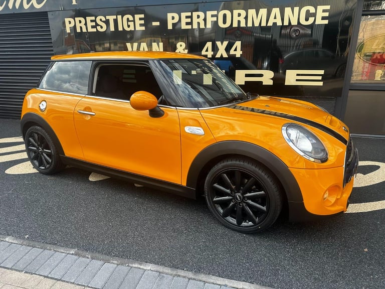 image for MINI HATCH 2.0 Cooper S 3-Door Hatch Orange Manual Petrol 2015