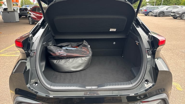 2024 Toyota C-HR 2.0 PHEV Design 5dr CVT Hatchback Hatchback Hybrid Automatic