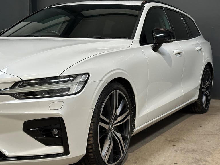 2019 Volvo V60 2.0 T5 R-Design Pro Auto Euro 6 (s/s) 5dr ESTATE Petrol Automatic