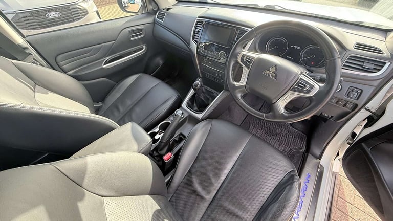 2019 Mitsubishi L200 Double Cab DI-D 150 Barbarian 4WD Double Cab Pick-up Diesel Manual