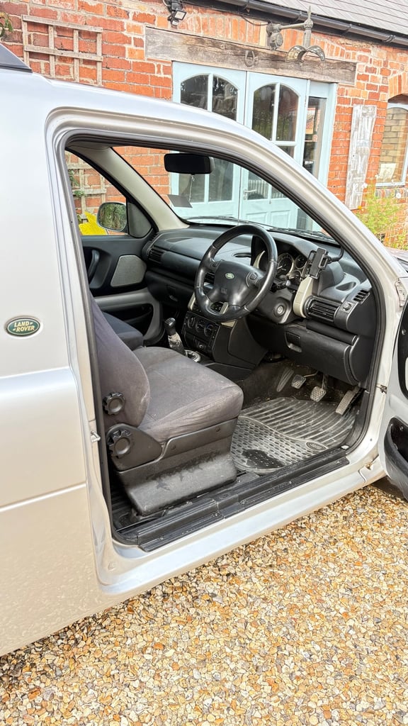 LANDROVER FREELANDER, TD4 SPORT SILVER, 2005, Manual, 1951 (cc),3 doors - Image 4