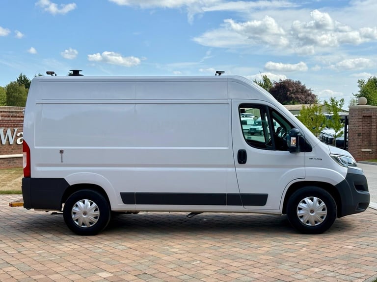 Used Peugeot boxer vans van for Sale Vans for Sale Gumtree