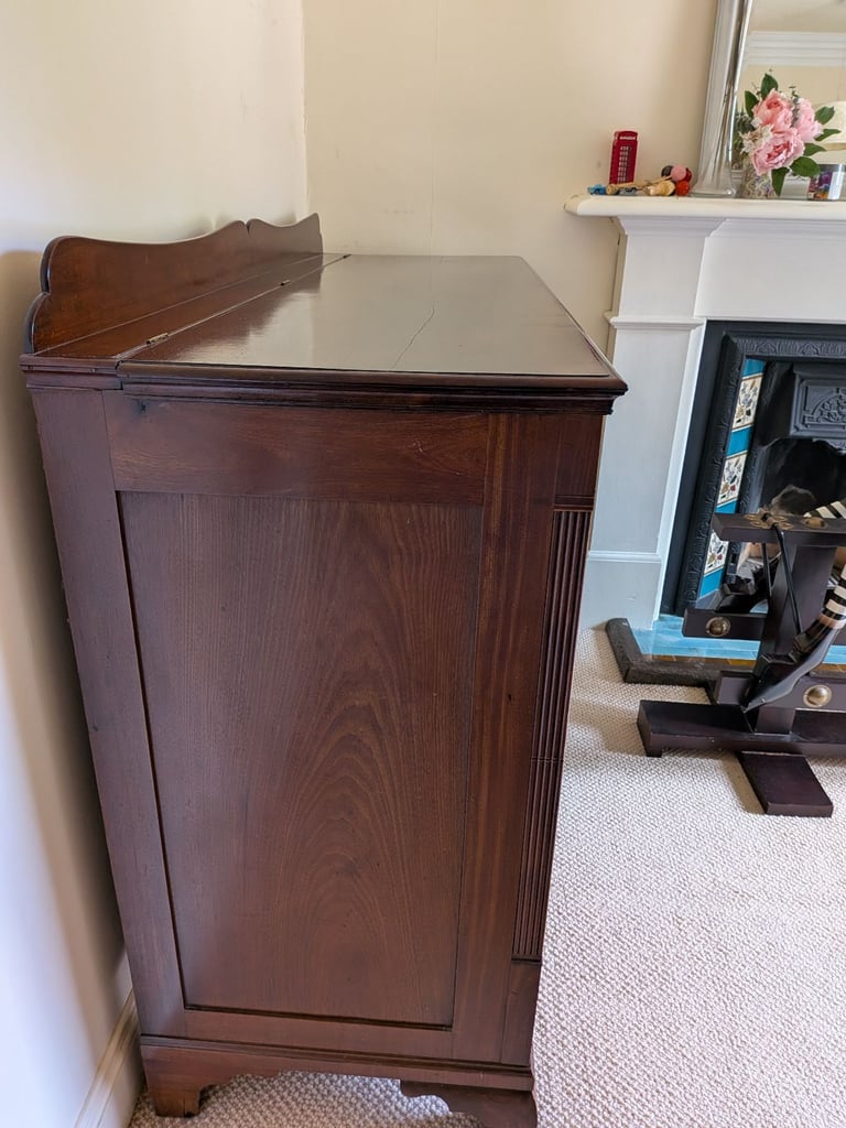 Antique oak mule chest of drawers . Georgian