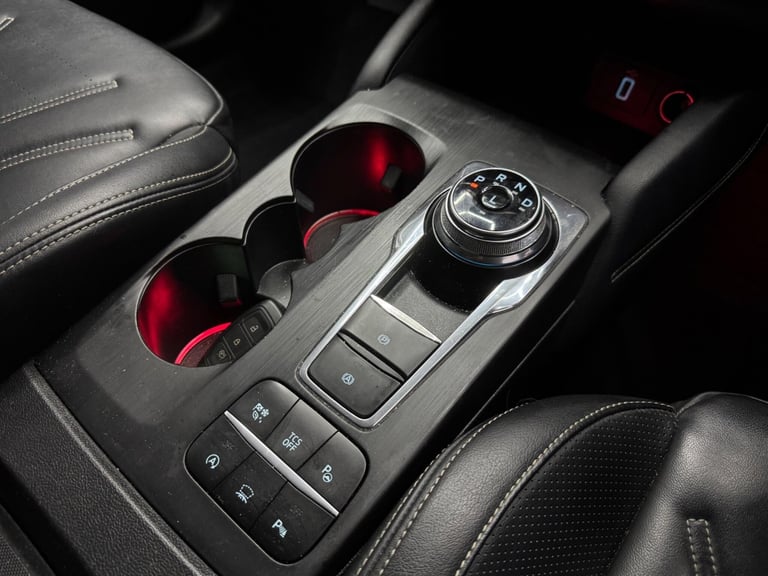 2020 Ford Focus 1.5T EcoBoost Vignale Auto Euro 6 (s/s) 5dr HATCHBACK Petrol Automatic