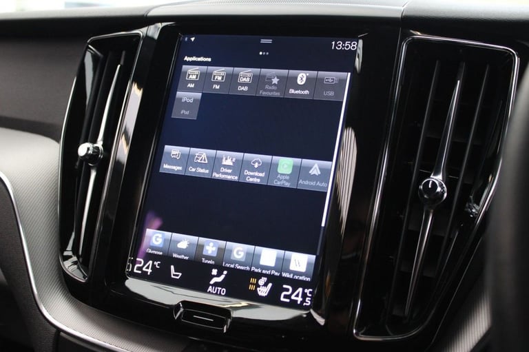 2018 Volvo XC60 2.0 D4 R DESIGN 5dr AWD Geartronic ESTATE DIESEL Automatic