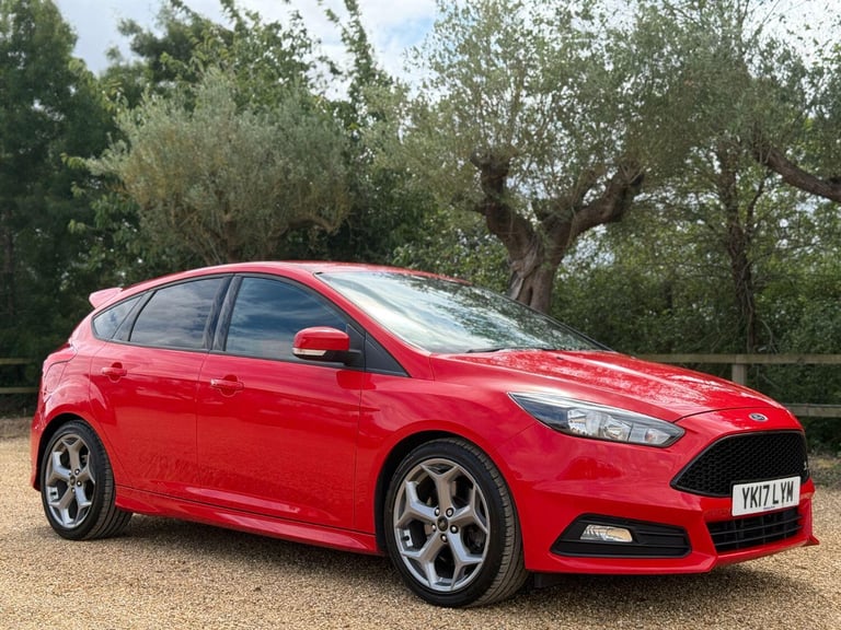 FORD FOCUS 2.0 T EcoBoost ST-2 2017