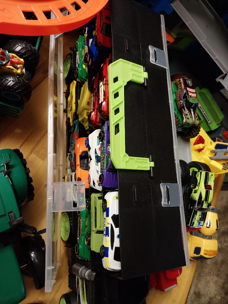 Hot Wheelz items and Toy Bundle