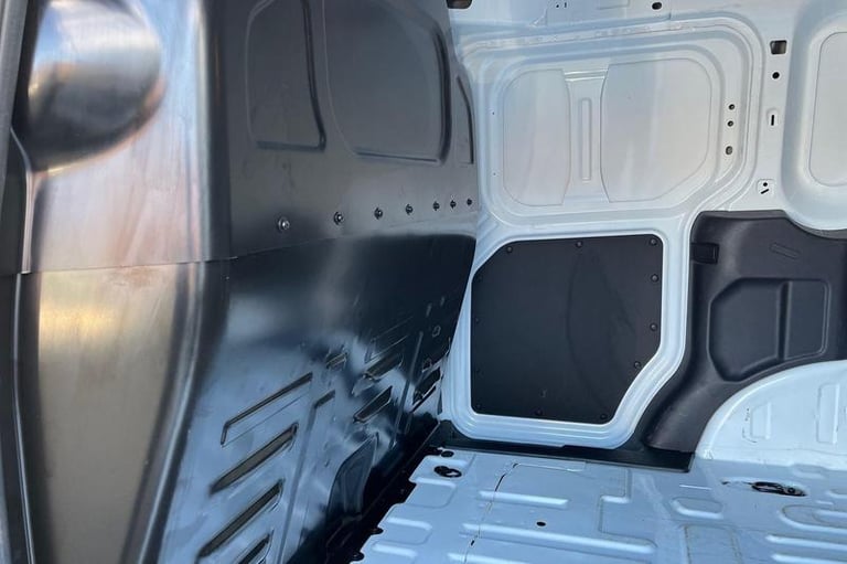 2024 Ford Transit Courier 1.5 EcoBlue Limited Van PANEL VAN DIESEL Manual