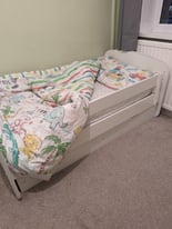 Toddler bed, mattress, duvet 