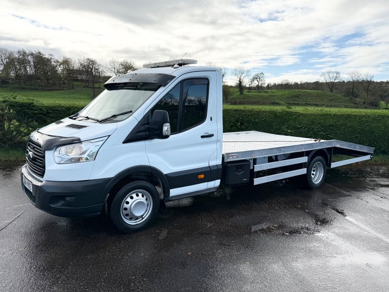 2014 ford transit recovery truck