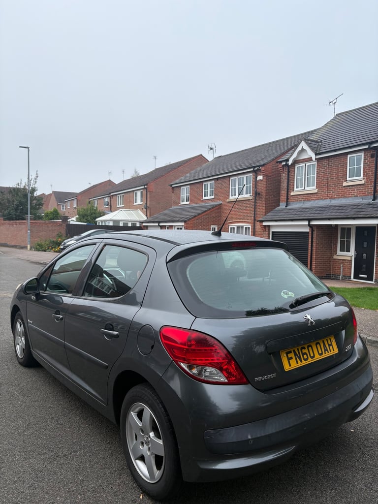 Peugeot, 207, Hatchback, 2010, Manual, 1398 (cc), 5 doors