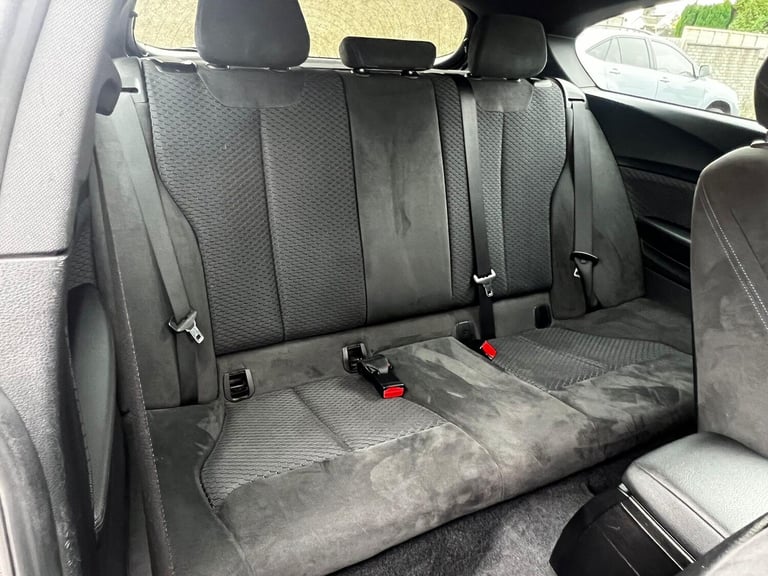 2014 BMW 1 Series 2.0 120d M Sport Euro 5 (s/s) 3dr HATCHBACK Diesel Manual