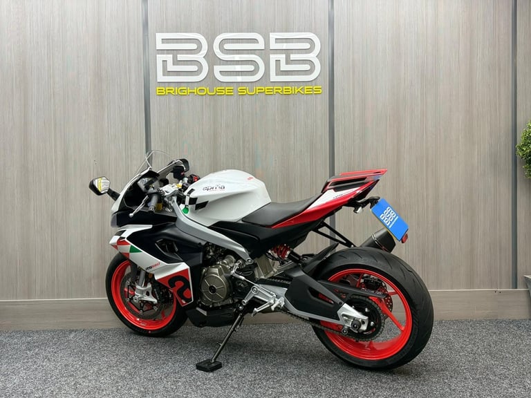 2024 74 Aprilia RS660 EXTREMA ABS - SC PROJECT SYSTEM - 713 MILES!