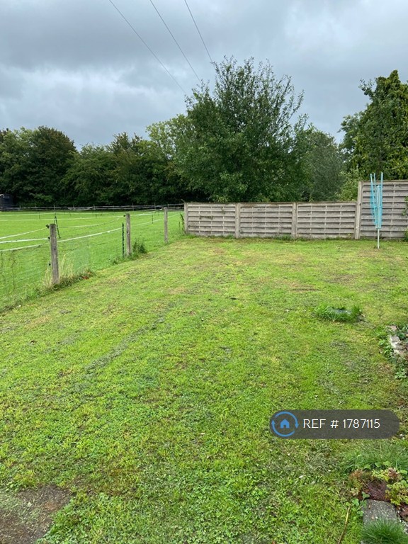 1 bedroom house in Avon Cottages, Saltford, Bristol, BS31 (1 bed) (#1787115)