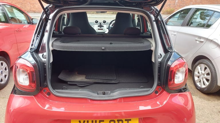 RED SMART FORFOUR 1.0 PASSION FREE TAX ALLOYS BLUETOOTH CRUISE 84K FSH 2015