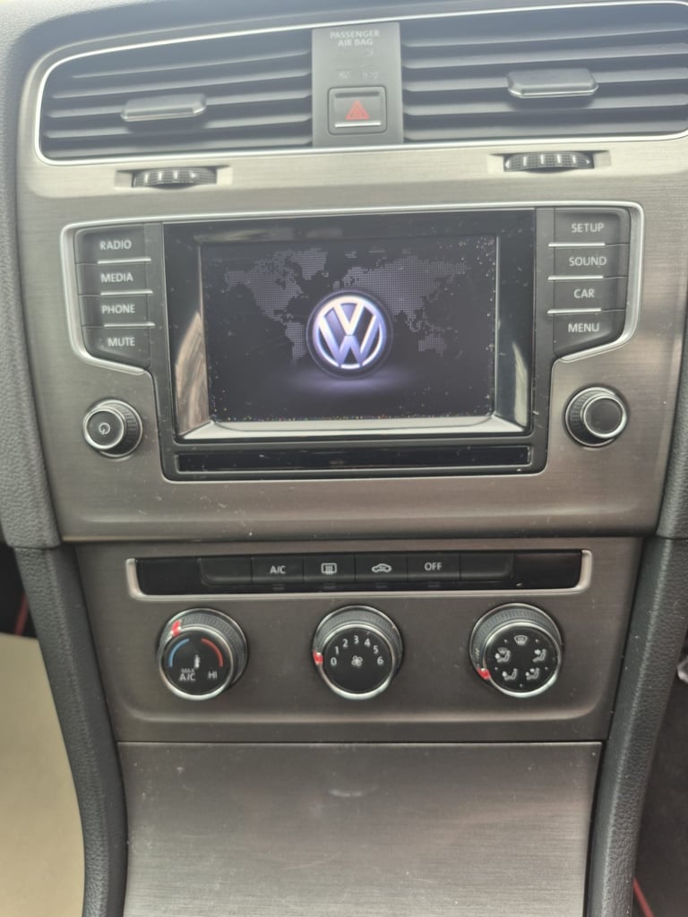 Volkswagen, GOLF, Hatchback, 2013, Manual, 1598 (cc), 5 doors