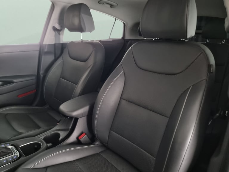 2020 Hyundai IONIQ 1.6 GDi Plug-in Hybrid Premium SE 5dr DCT HATCHBACK PETROL/ELECTRIC Automatic