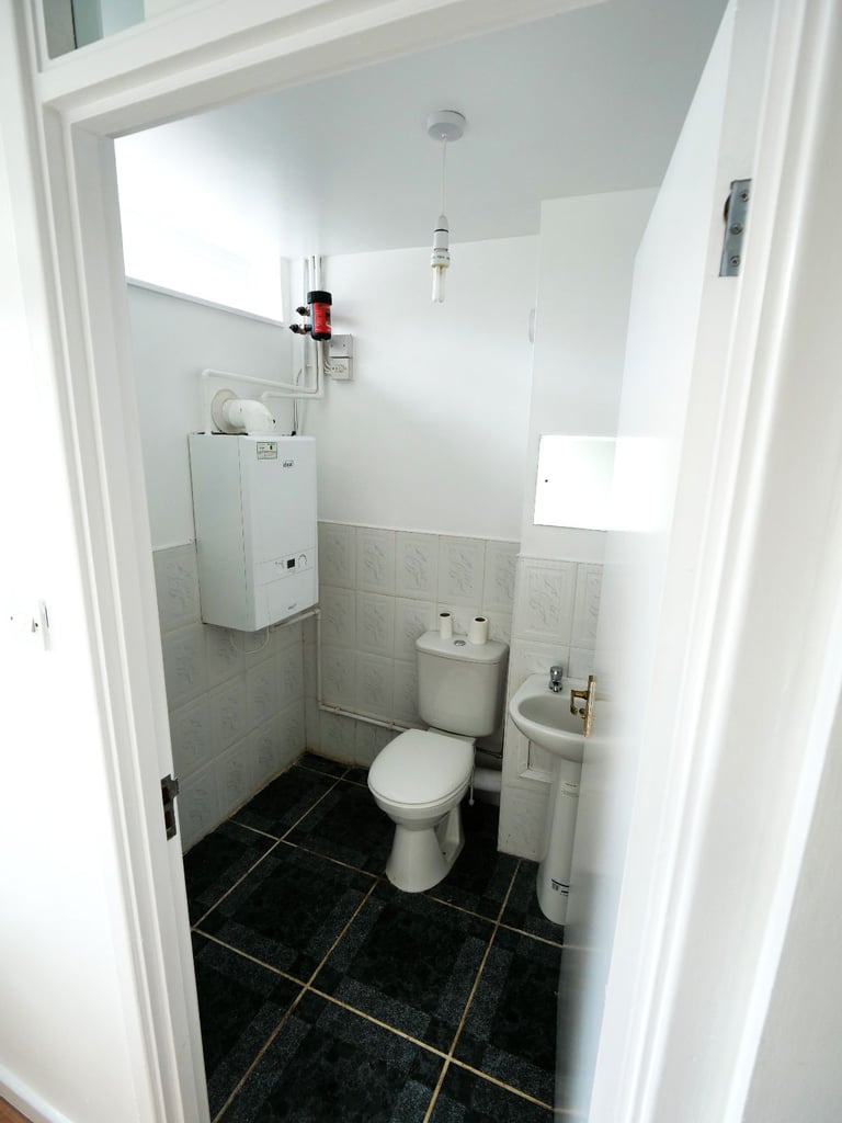 4 bedroom townhouse with garage in Bar Hill near Cambridge  