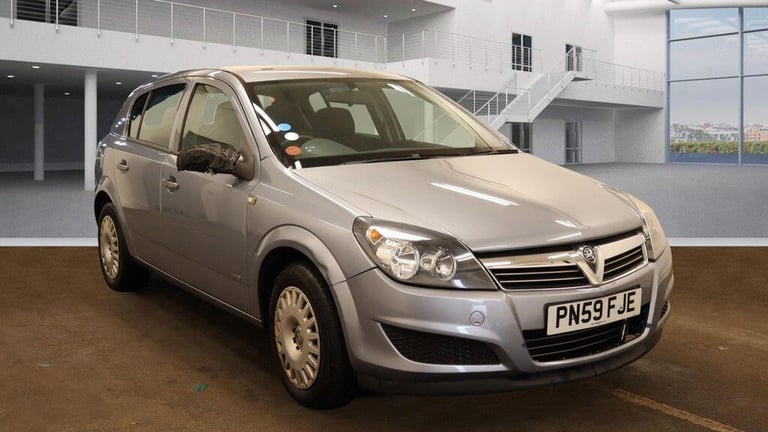 2009 Vauxhall Astra 1.6i 16v Life 5dr HATCHBACK Petrol Manual