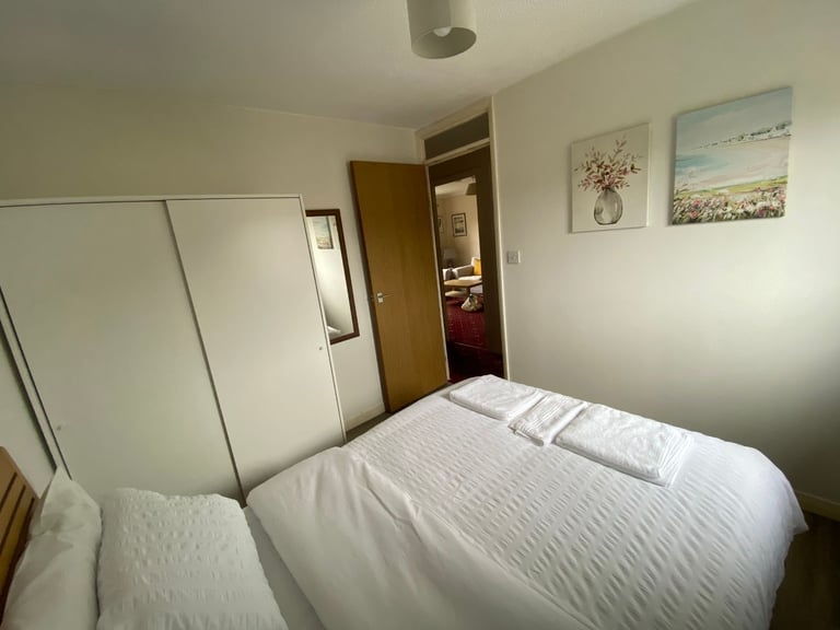 2 Bedroom Flat For Rent Immediately In Morningside