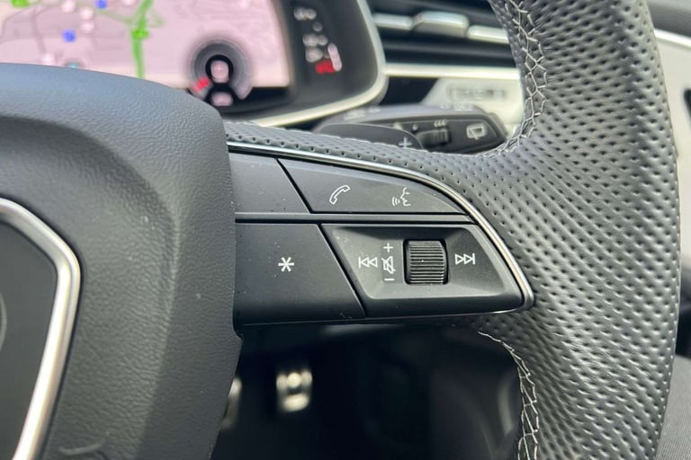 2025 Audi Q8 55 TFSI Quattro S Line 5dr Tiptronic ESTATE PETROL Automatic