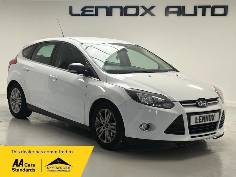2014 Ford Focus 1.6 125 Titanium Navigator 5dr Powershift HATCHBACK PETROL Automatic