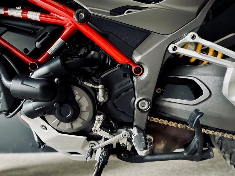 STUNNING 2020/20 DUCATI MULTISTRADA 1260 S GRAND TOUR MOTORCYCLE 