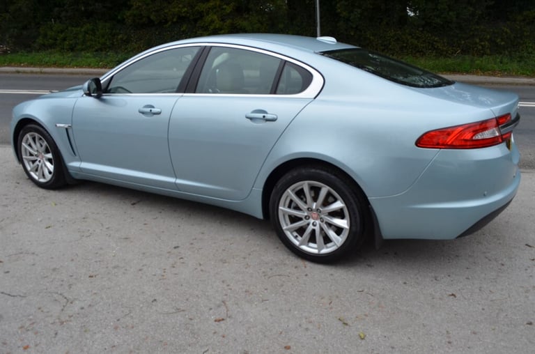 2012 Jaguar XF 2.2d Premium Luxury 4dr Auto SALOON DIESEL Automatic