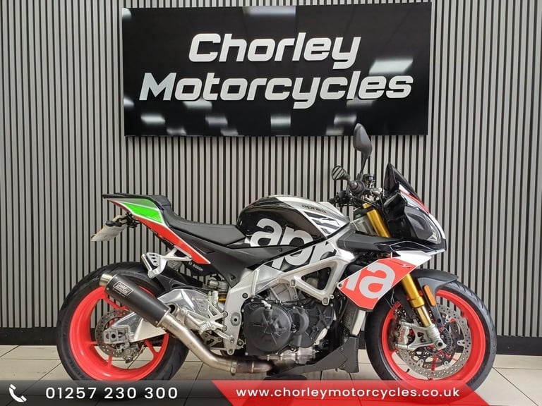 image for 2017 Aprilia Tuono 1100 V4 Factory naked sports , black, top spec