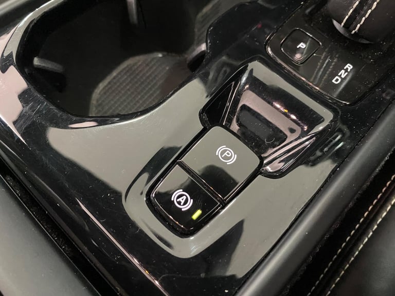 2018 Volvo XC40 2.0 D4 [190] First Edition 5dr AWD Geartronic ESTATE DIESEL Automatic