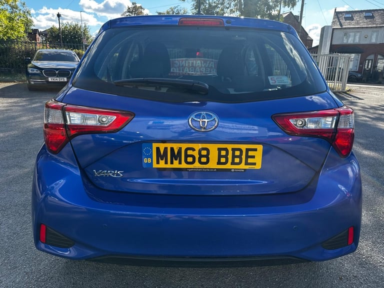 2019 Toyota Yaris 1.5 VVT-i Icon Tech Euro 6 5dr HATCHBACK Petrol Manual