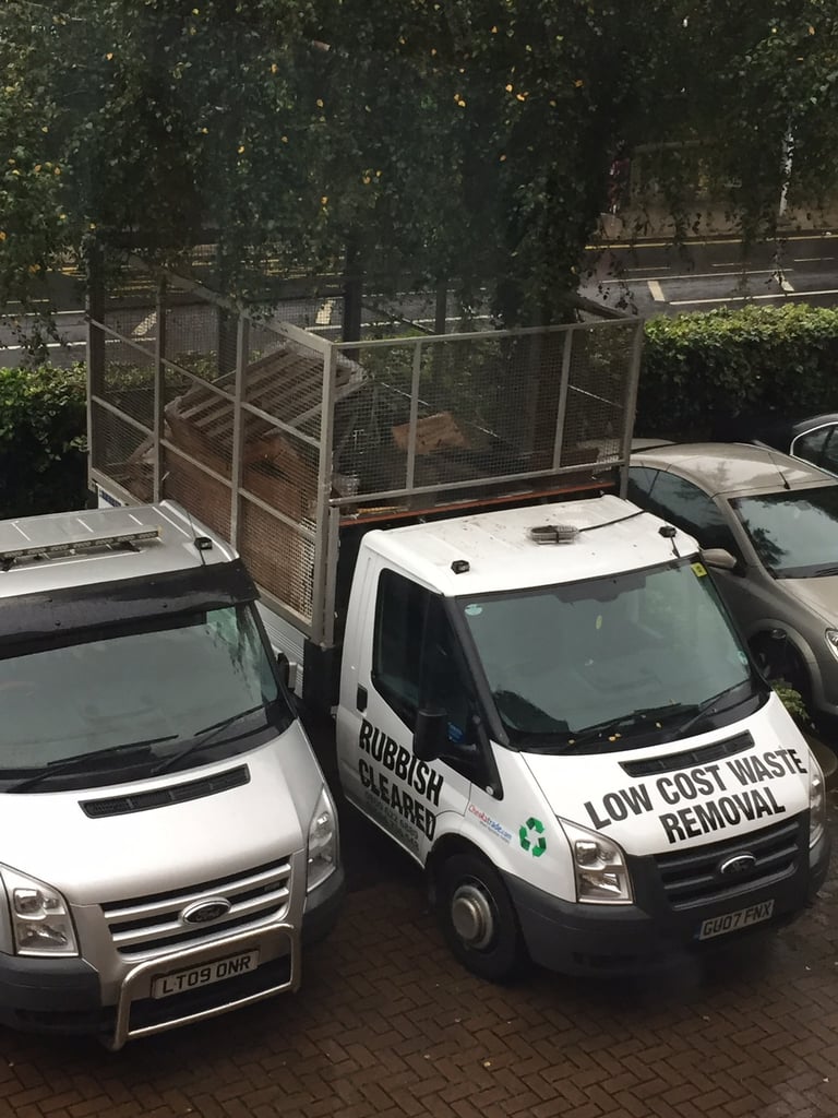 Low-cost waste removal, London