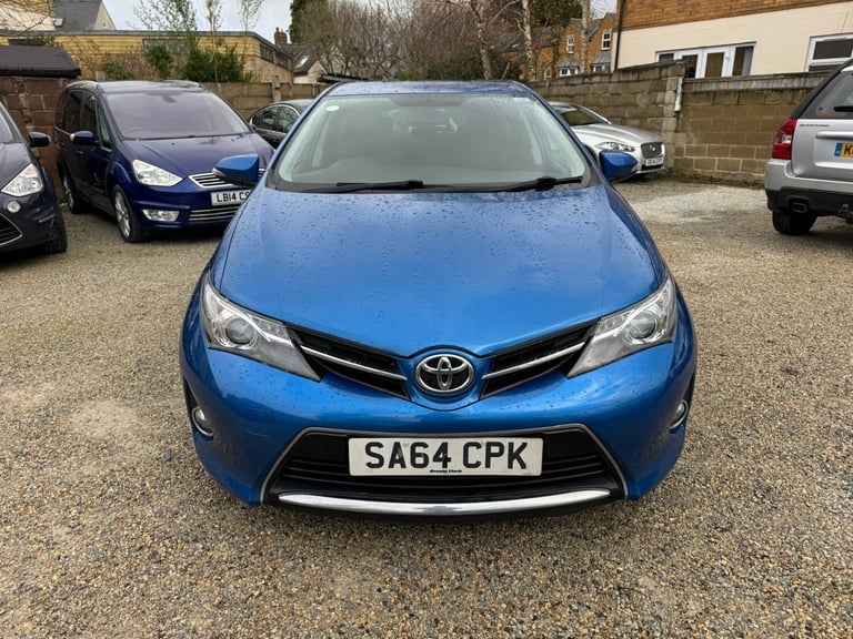 TOYOTA AURIS 1.3 Dual VVTi Icon+ 5dr Blue Manual