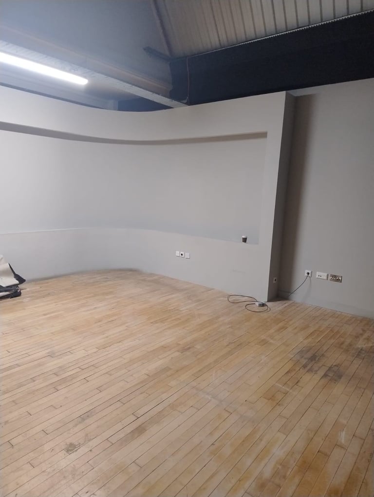 Beauty & Therapy Rooms to Rent in Whitechapel