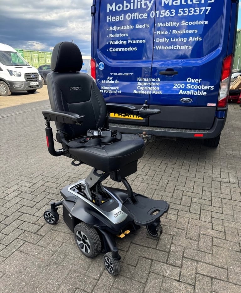 Electric Wheelchair with lift 