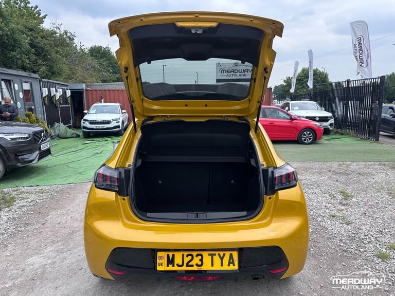 2023 Peugeot 208 1.2 PureTech Allure Premium + EAT Euro 6 (s/s) 5dr HATCHBACK Petrol Automatic